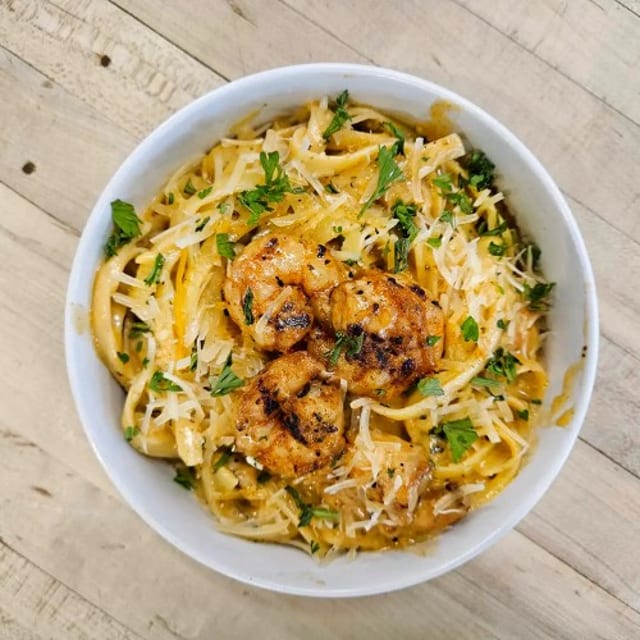 C3 Creamy Alfredo Pasta with Smoked Shrimp.